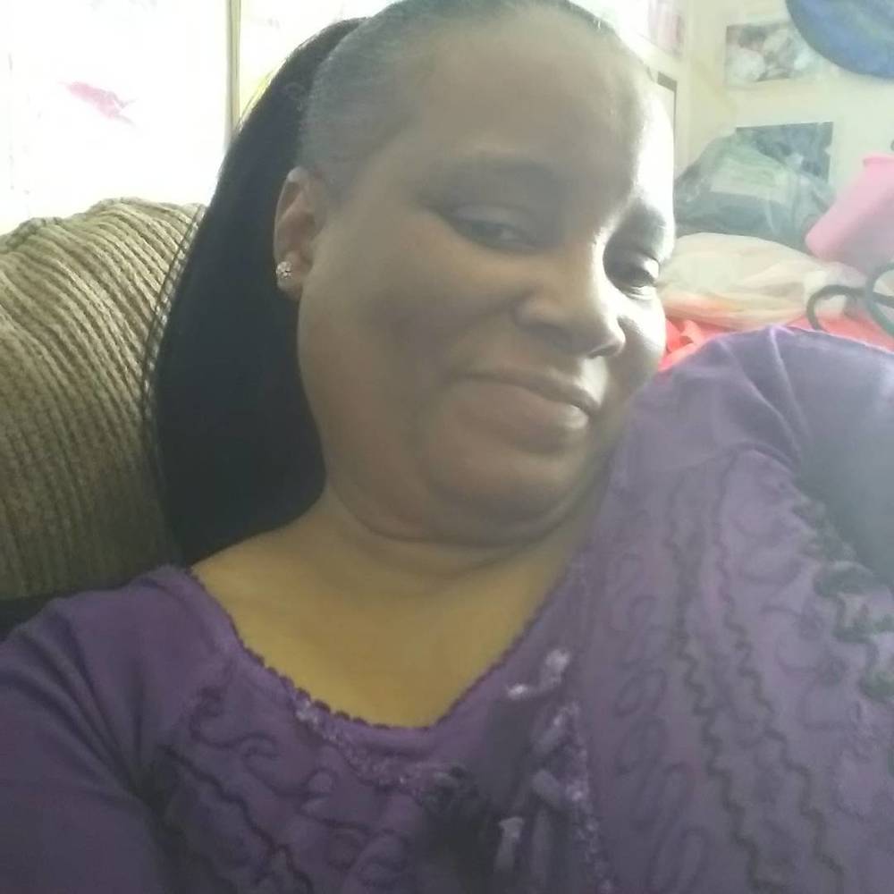 Meet your Posher, Angie